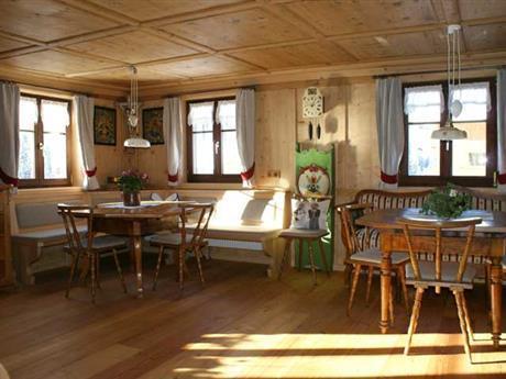 Haus Gstueat Apartment เลคอัมอาร์ลแบร์ก ภายนอก รูปภาพ